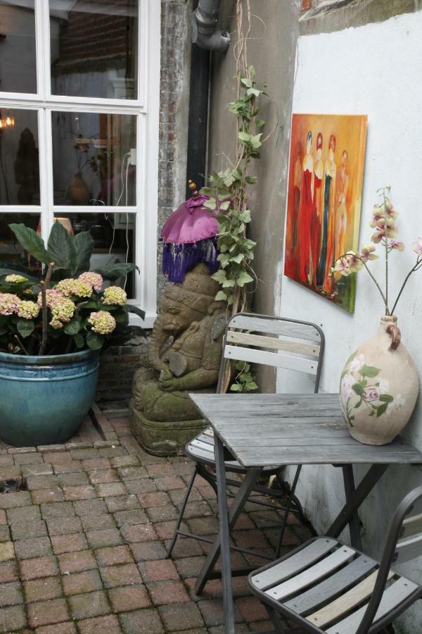 Downtown46 Bed & Breakfast Bergen op Zoom Ngoại thất bức ảnh